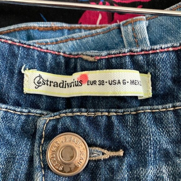 STRADIVARIUS Sz 6 Jeans Shorts Distressed Stretch - Picture 4 of 8